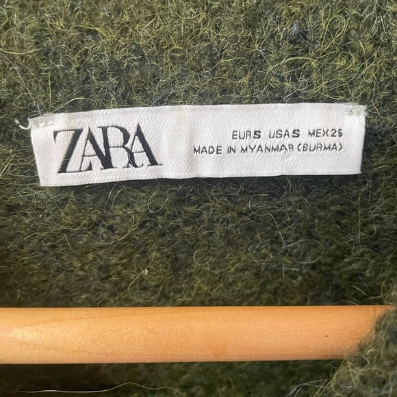 Zara Statement Shoulder Alpaca Wool Blend Oversized Sweater Size S - Picture 7 of 8